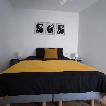Apartamento Beautiful In The Heart Of
