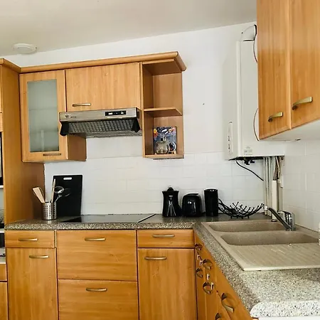 Apartamento Beautiful In The Heart Of